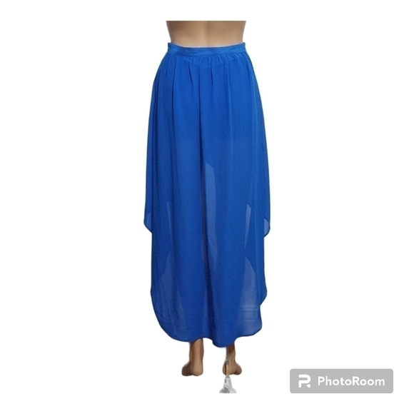 Streetwear Society Assymetrical Skort Style Chiffon Maxi Dress - Picture 3 of 9